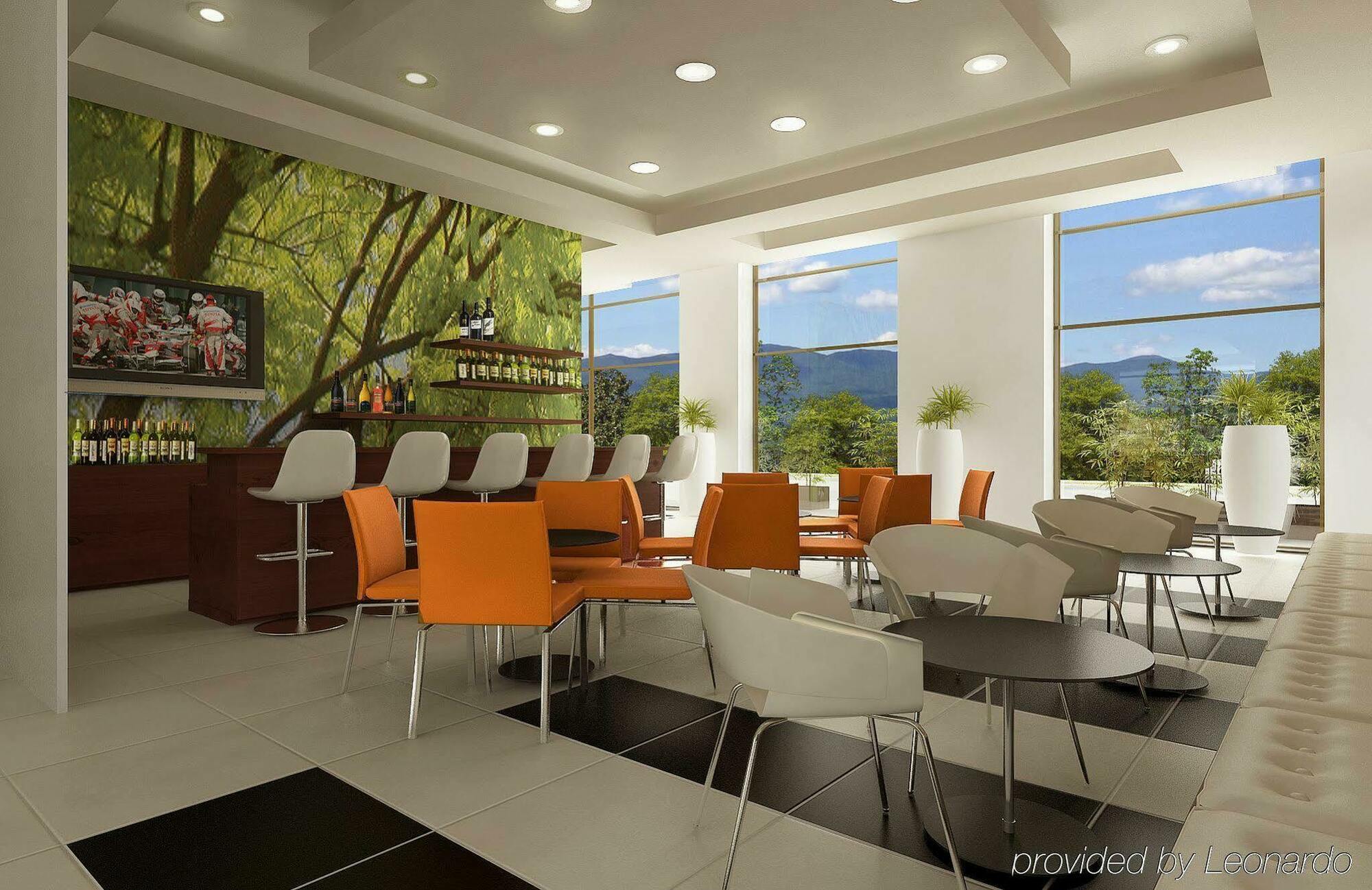 فندق Hyatt Centric San Jose Escazu المطعم الصورة
